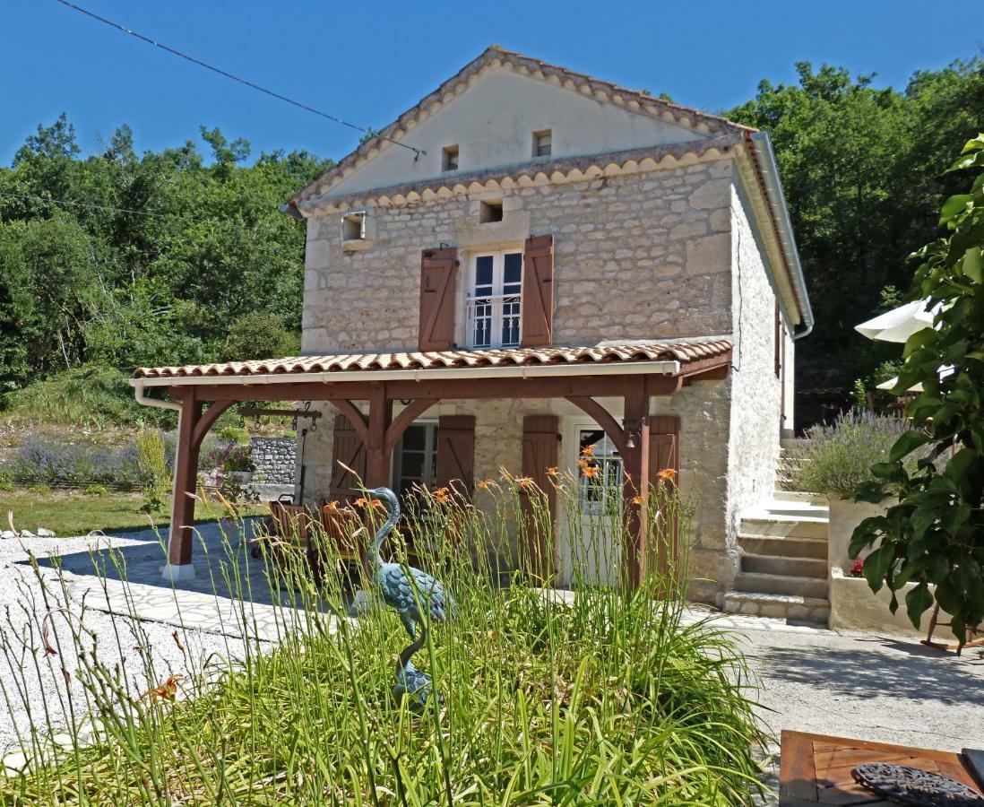 Villa d'Est en Ouest à Montcuq Extérieur photo